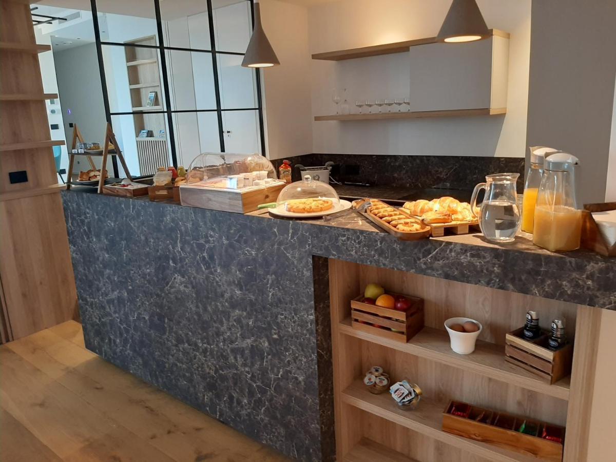 B&B Le Suites Di Costanza Cefalù Buitenkant foto